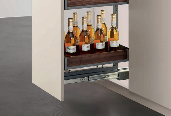90kg Heavy Duty Slide System Heavy duty slide system for 90kg tall pantry storage